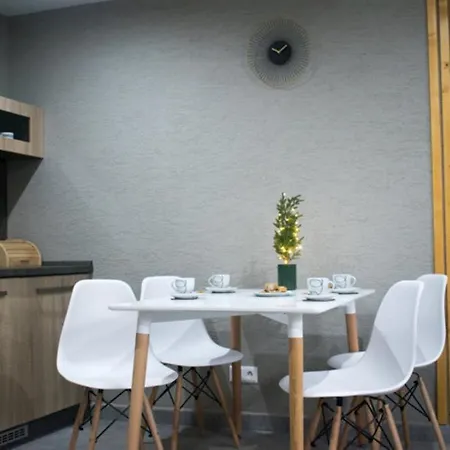 Karolin Apartament *