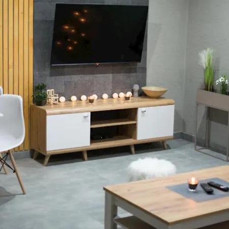 Karolin * Uhorska Ves