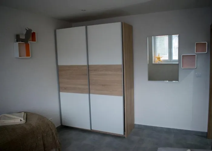 Karolin * Uhorska Ves